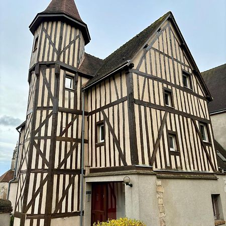 Chartres - Le Saint Pierre Apartment Exterior photo