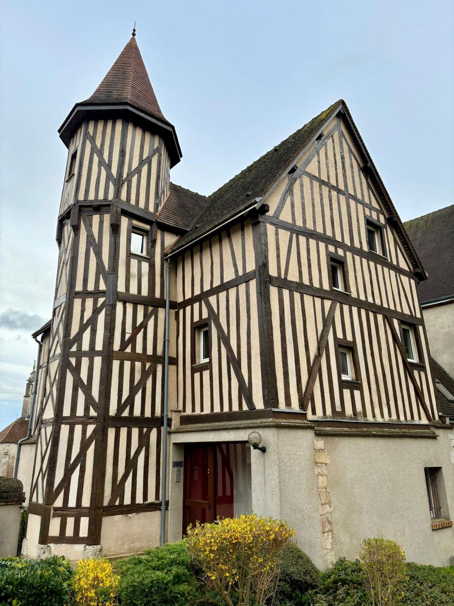 Chartres - Le Saint Pierre Apartment Exterior photo